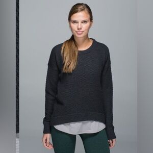 Womens black Lululemon Yogi Crew Sweater size 8